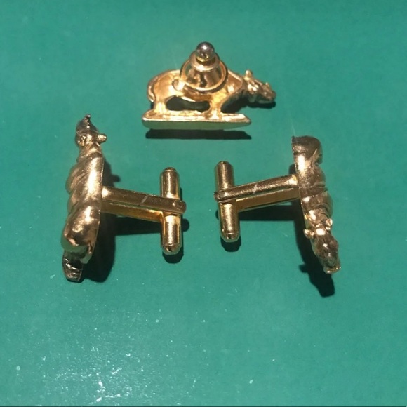 Rhino Cufflink & Tie Pin Set - Picture 4 of 4